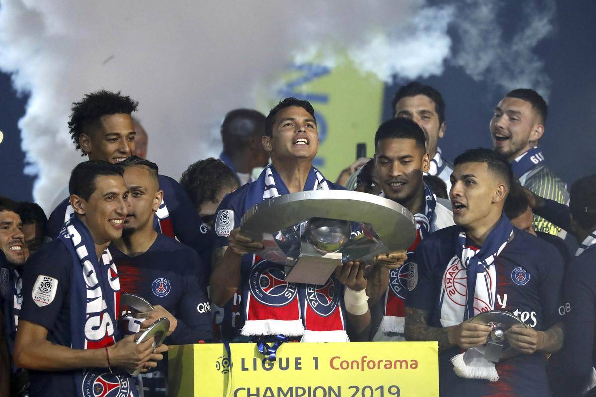 伯恩：法甲比赛意义重大，每分都宝贵的简单介绍