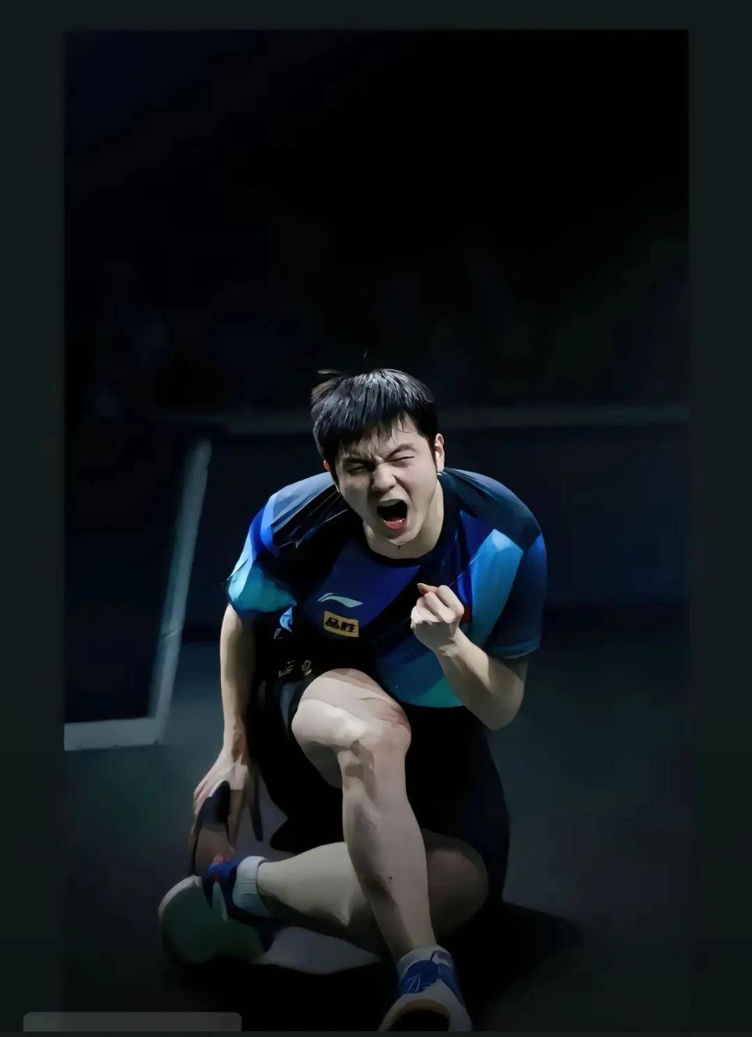  曼城绝杀球迷反应 