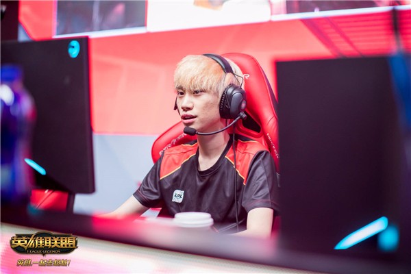 Rookie新星惊险取胜表现惊艳,日本队未来可期! Rookie新星惊险取胜表现惊艳,日本队未来可期!