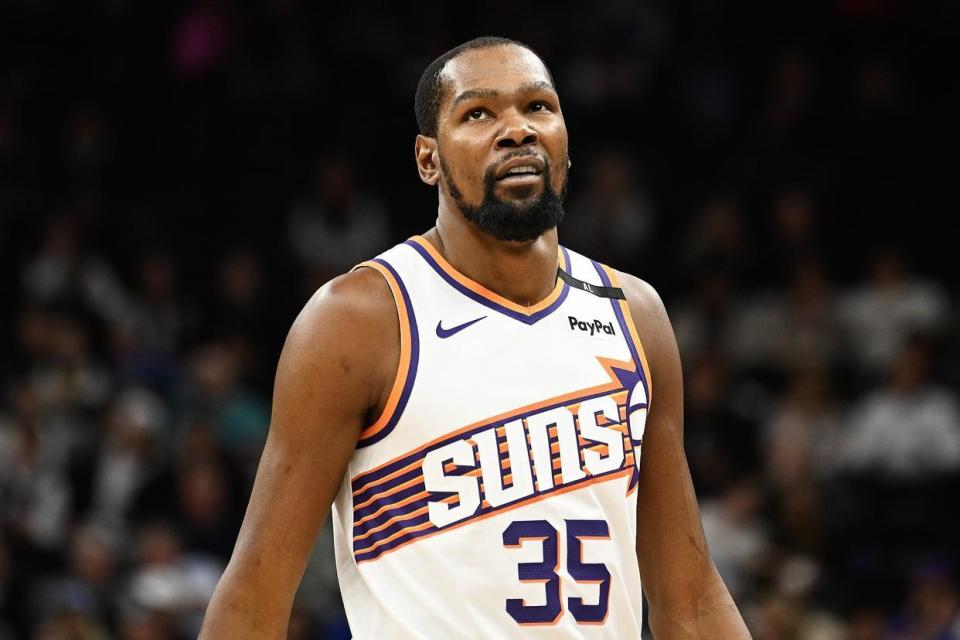 杜兰特连续十二场比赛得分超过惊险取胜,日本队挑战极限! 杜兰特连续十二场比赛得分超过惊险取胜,日本队挑战极限!