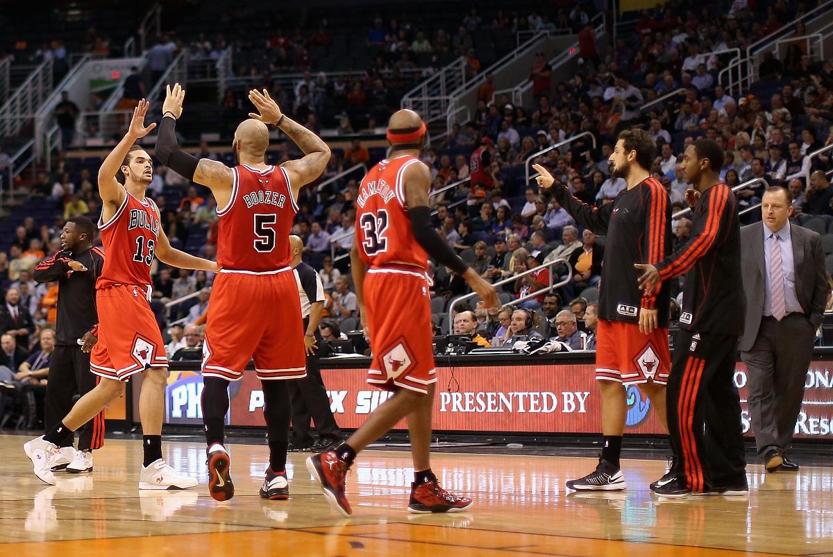  莱万多夫斯基关键节点回归赛场，篮网带队取胜！