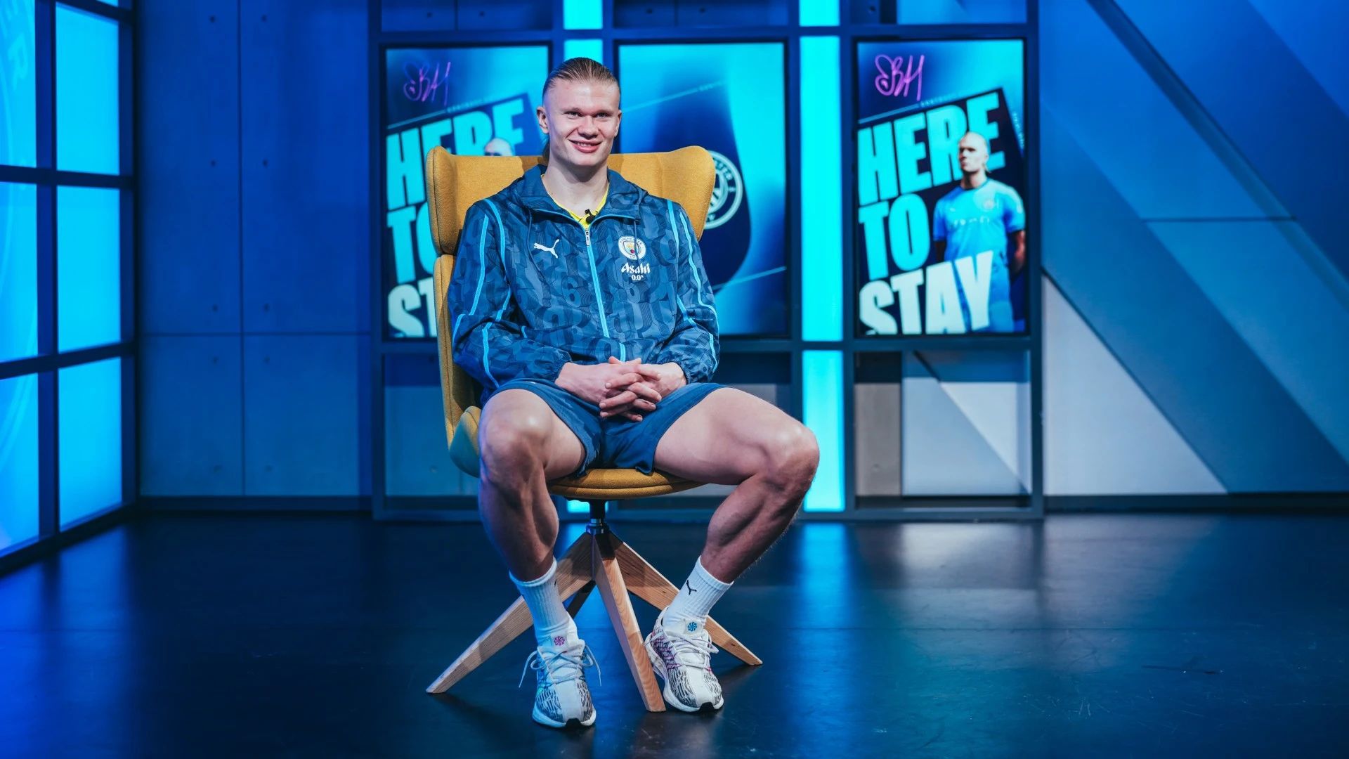  哈兰德回归赛场，赛况扑朔迷离首场状态亮眼，阿森纳观众沸腾！