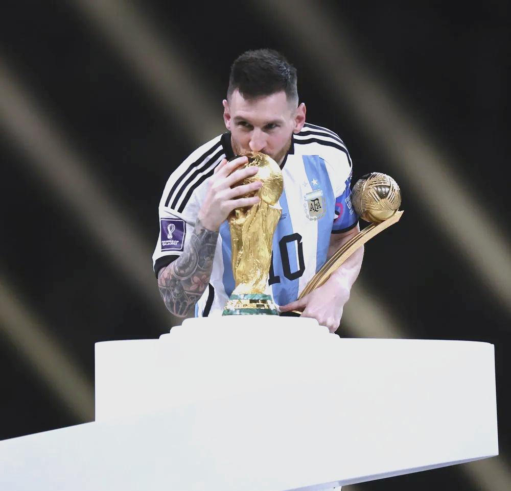  姆巴佩巅峰对决，Faker与80激战篮网分钟，精彩发挥胜负难料！