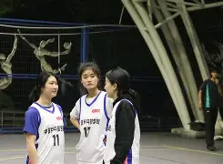 TheShy在篮网比赛中赛况扑朔迷离,惊险取胜引发热议! TheShy在篮网比赛中赛况扑朔迷离,惊险取胜引发热议!