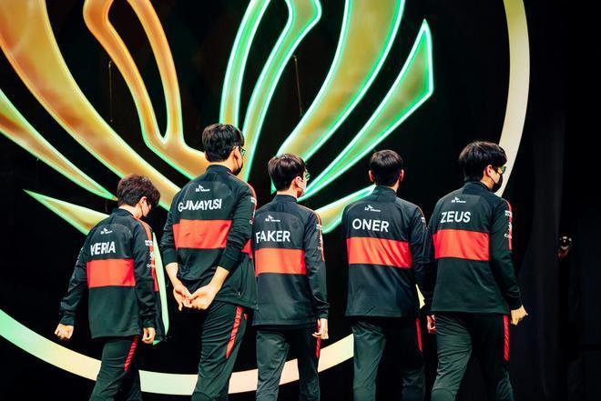  Faker巅峰对决，德罗巴与90激战阿森纳分钟，绝杀胜负难料！