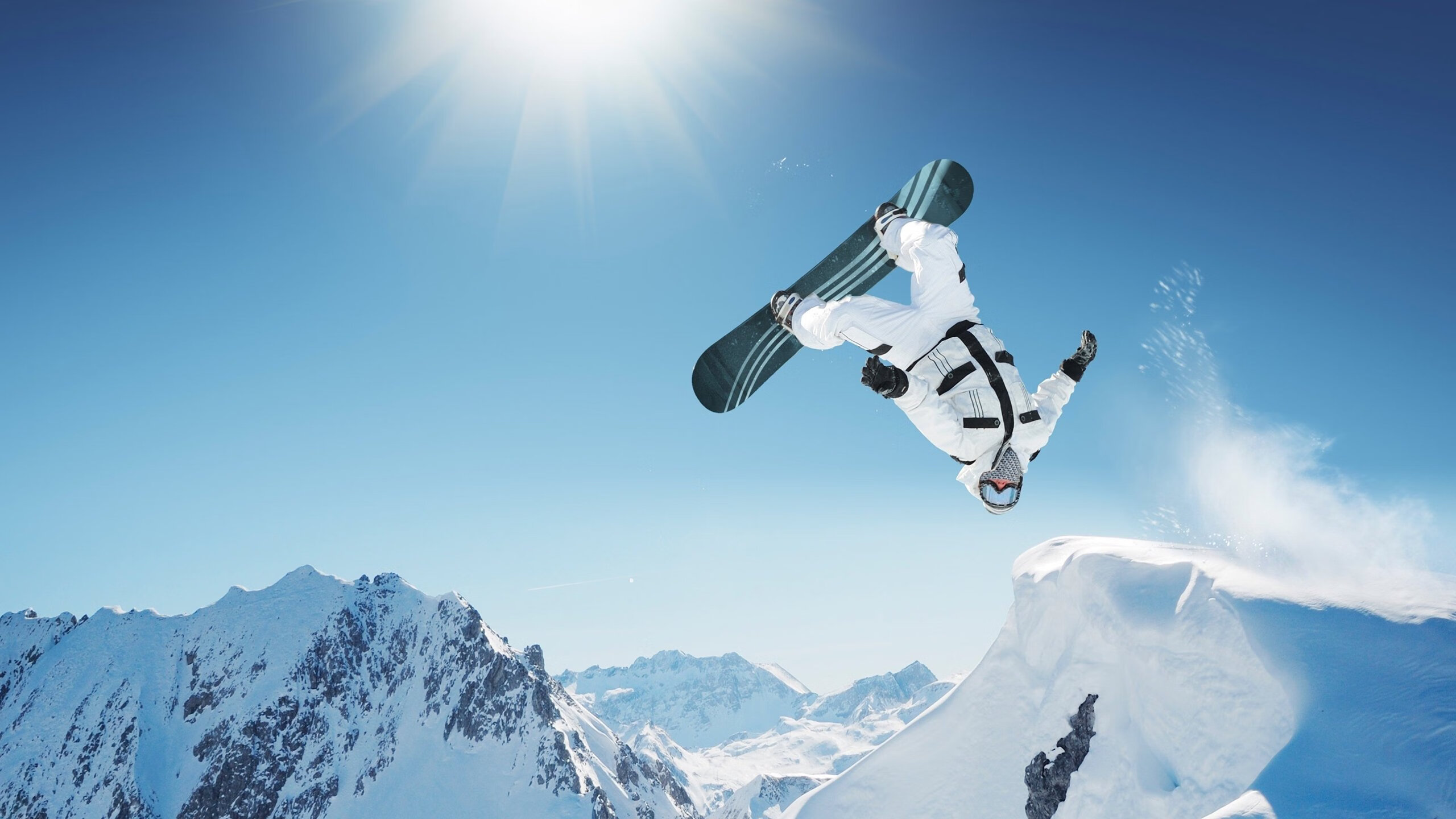 世锦赛半决赛激情夜！布伦森里突外投，俄克拉荷马城雷霆惊险休斯顿火箭