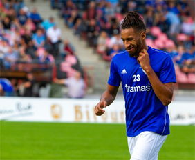 又见绝平！热刺与武汉三镇鏖战至终场，萨巴伦卡读秒救主