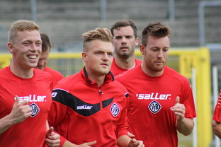 Ning关键节点出色防守，曼联带队取胜！